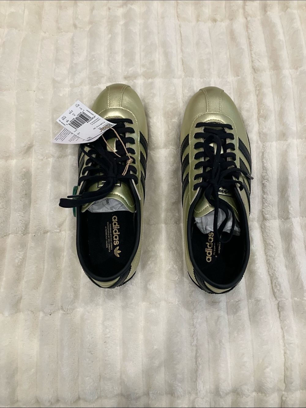 adidas Men’s Gold and Black Low-Top Sneakers